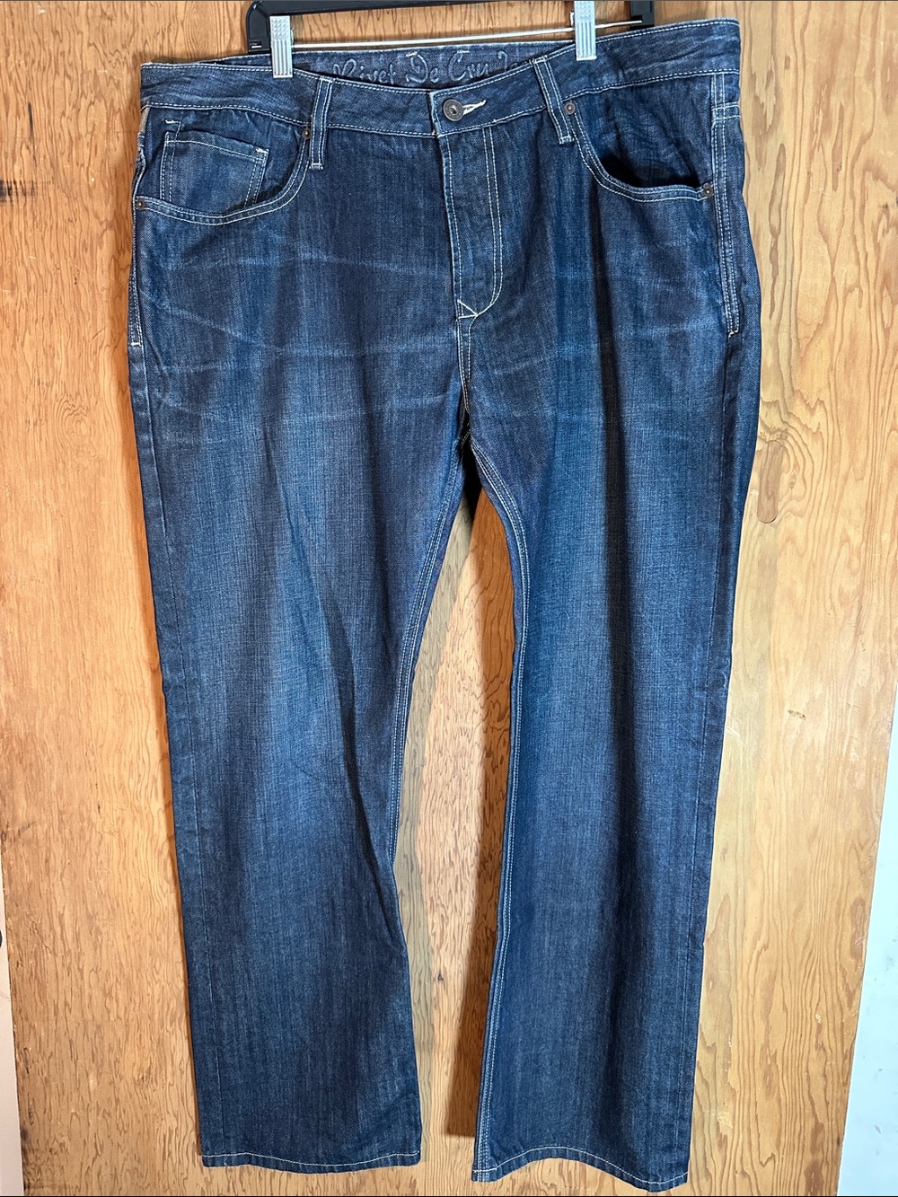 Classic Straight-Leg Jeans in Dark Blue Denim